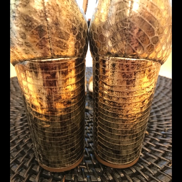 NEW VINCE CAMUTO Sz 8.5M HEELS - Picture 4 of 8